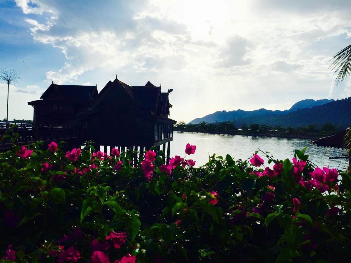 Langkawi Lagoon Ocean Resort Пантай-Сенанг Экстерьер фото